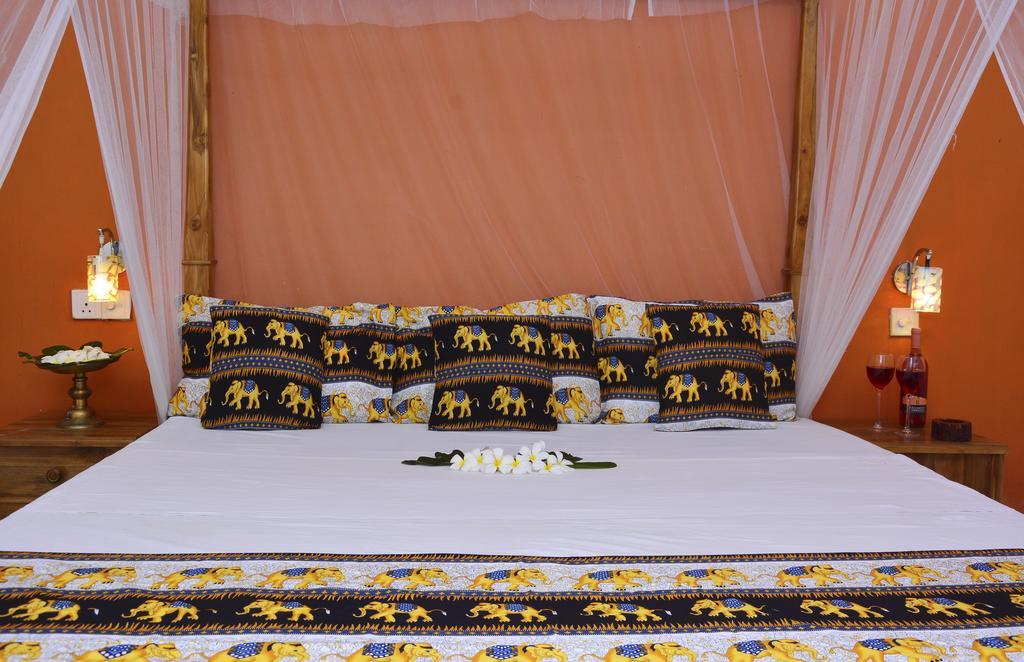 Golden Lodge Tangalle Exterior photo