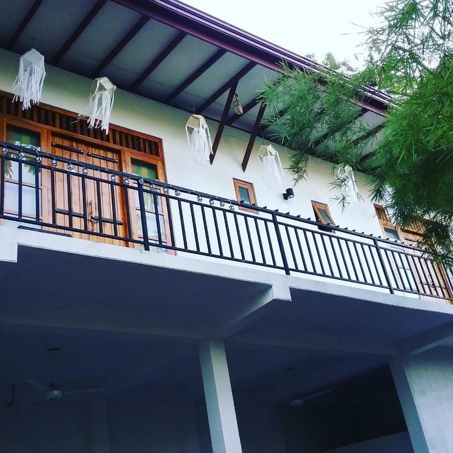 Golden Lodge Tangalle Exterior photo